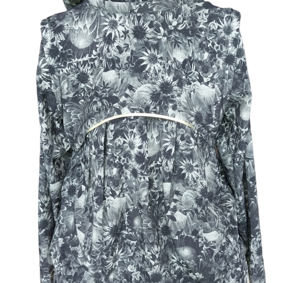 NWOT Lululemon Bring Back the Track Jacket Reflective - Picture 3 of 13